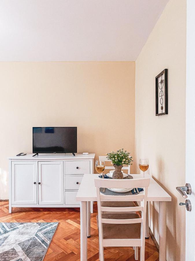 And Modern With Free Parking Apartment Timişoara